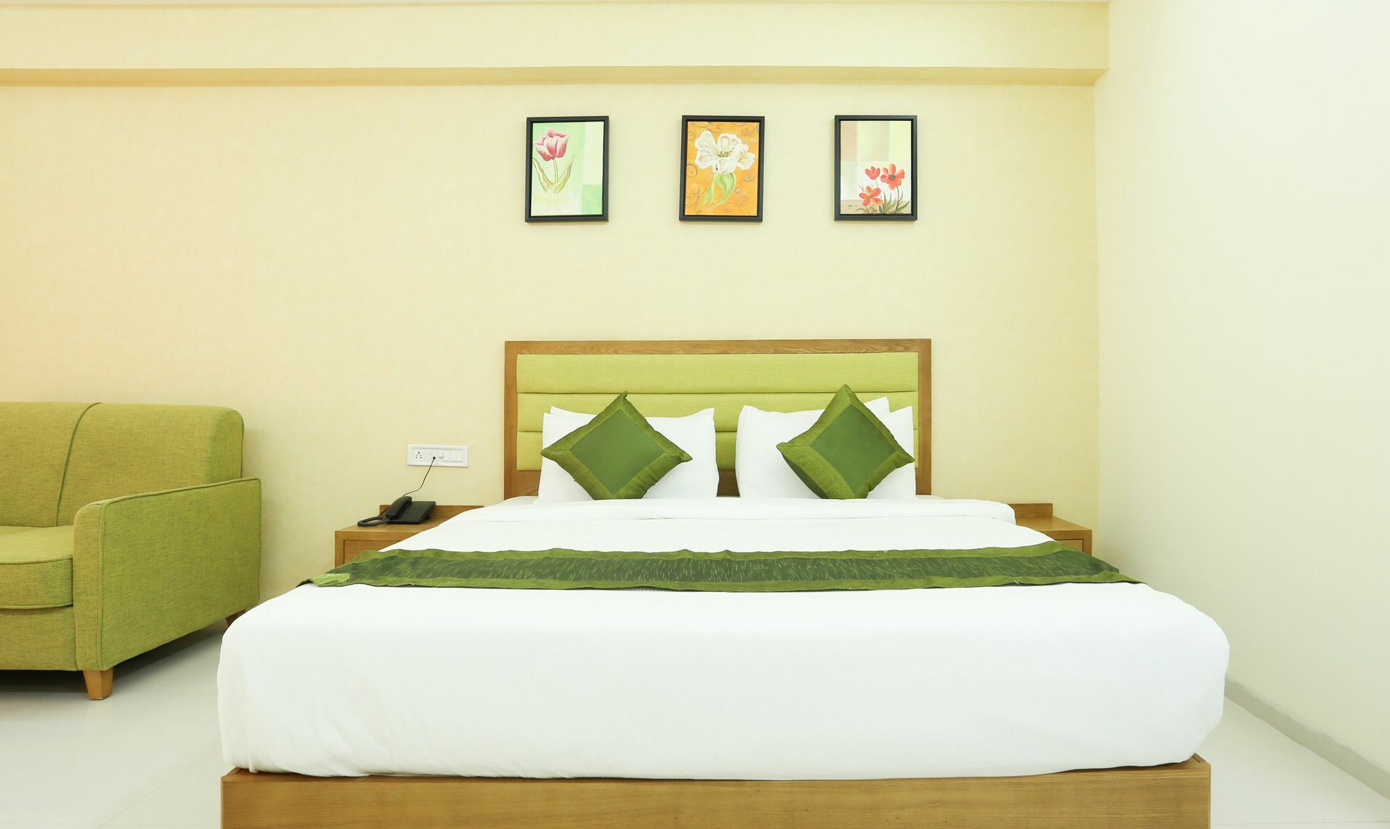 Treebo The Galaxy Chandapura Kammasandra Exterior photo